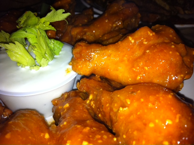 nine-eleven-tavern-medium-wings